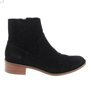 Caslon Suede Booties Size 7